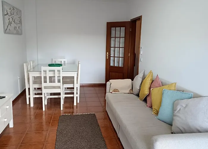 Lousa's Brown & White Appartement Lousã